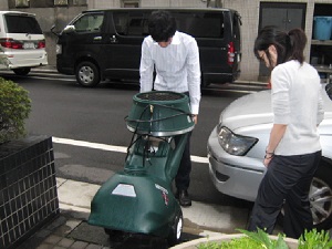 持ちやすい取っ手付き